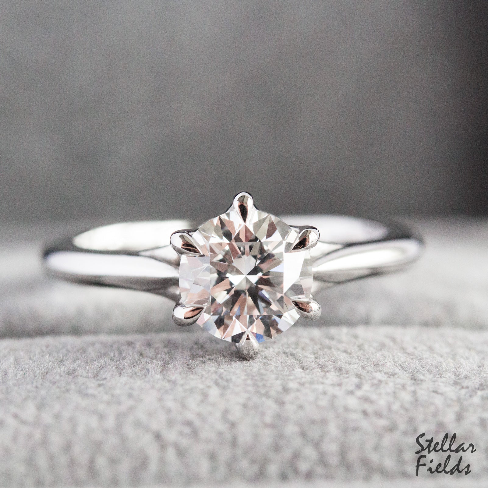 890+ Solitaire Diamond Ring Stock Photos, Pictures & Royalty-Free Images -  iStock | Engagement ring